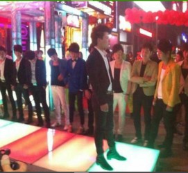 遂宁深圳夜总会伴游模特雇用(深圳KTV模特雇用)