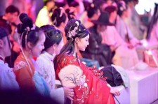 遂宁汉服模特兼职(想做汉服模特去哪里找)