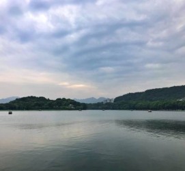 遂宁杭州自助游(杭州自助游旅游攻略)