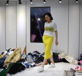 遂宁兼职模特试衣服(兼职做试衣模特好吗)