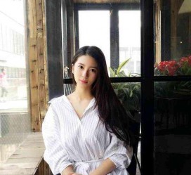 遂宁女友兼职模特的小说(女友兼职模特的小说保举)