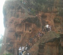 遂宁乐山旅游攻略(乐山旅游攻略自由行路线推荐)