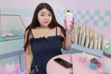 遂宁胖模(胖模特穿衣搭配图片)