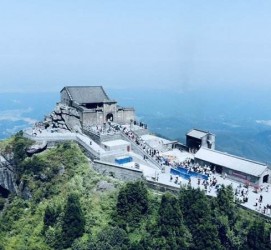 遂宁湖南旅游攻略(武汉到湖南旅游攻略)