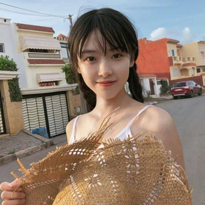 遂宁伴游女生李梓萱的资料