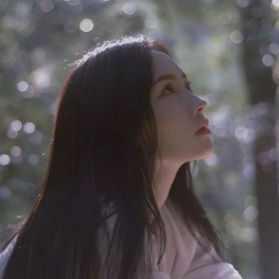 遂宁伴游女生秦鹿鸣的资料