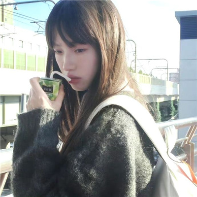 遂宁伴游女生沈清荷的资料