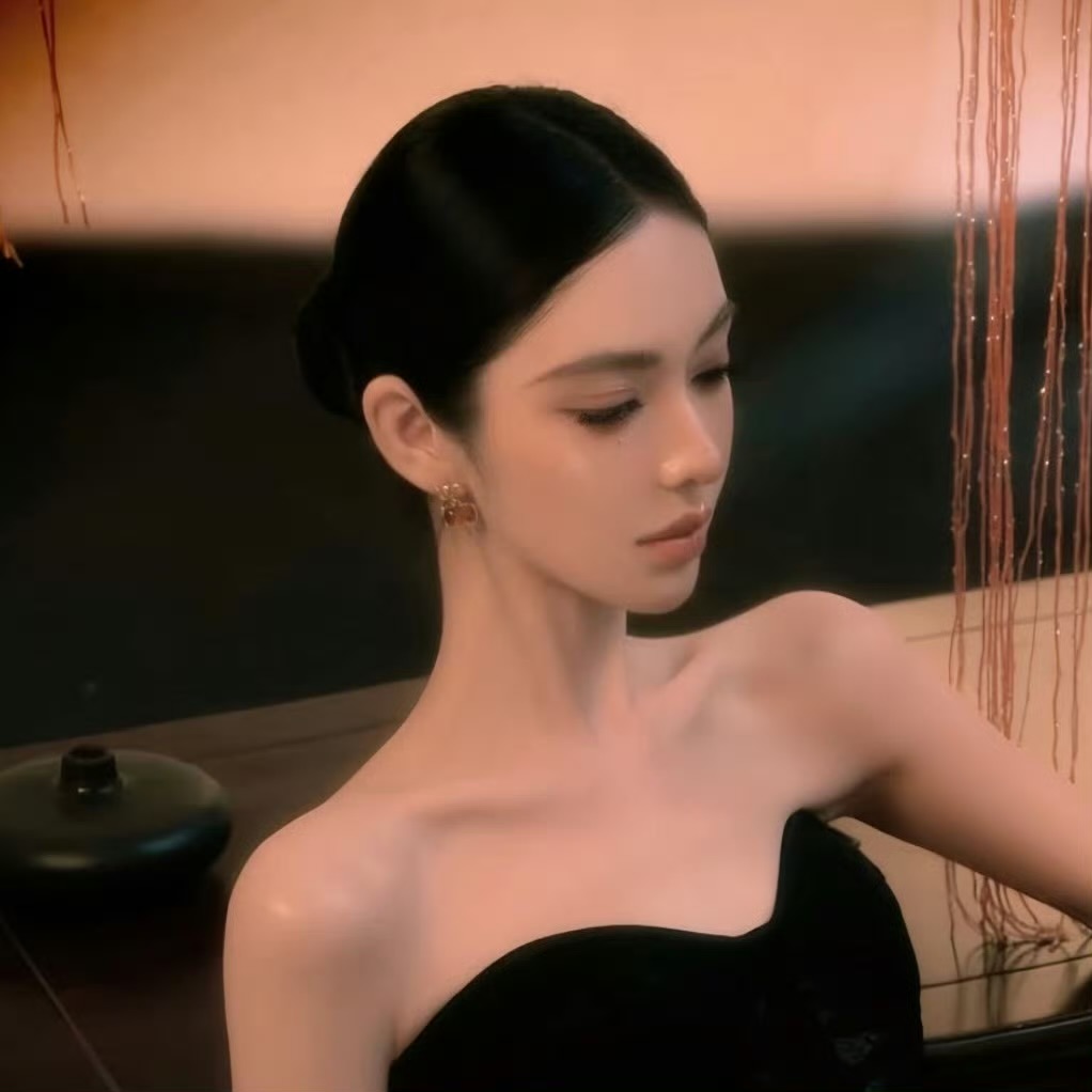 遂宁伴游女生 | Emily的资料